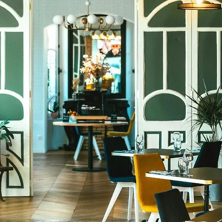 Mayrena Restaurant Eu (Sekwana Nadmorska)