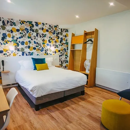 Mayrena Restaurant Hotel 3*