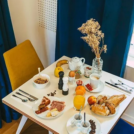 Mayrena Restaurant 3*