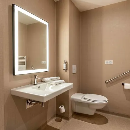 Mayrena Restaurant 3*