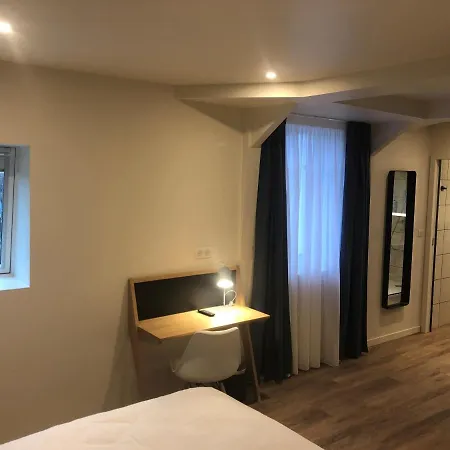 Mayrena Restaurant 3*