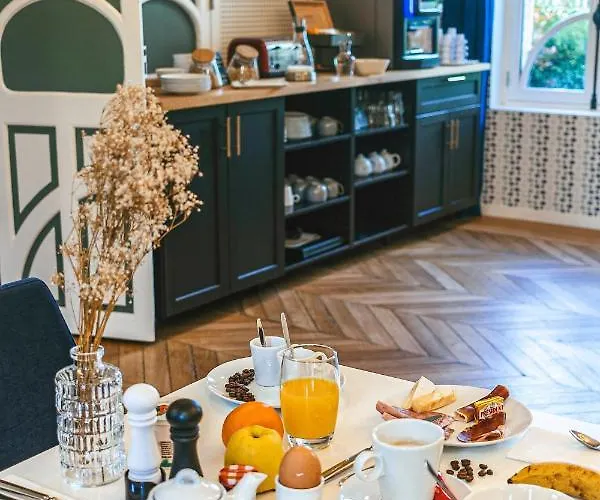 Mayrena Restaurant Hotel