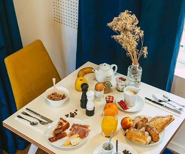 Mayrena Restaurant 3*